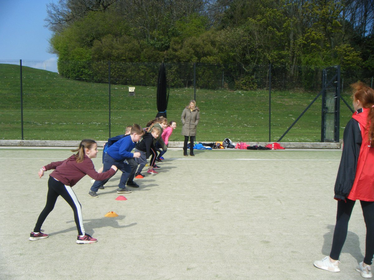 StakesbyAcademy's tweet photo. Great to see lots of ex @StakesbyAcademy pupils as Sports Leaders at @CC_Whitby today leading a fantastic afternoon for @MissSavilleSPA year 4 and @3Stakesby year 3 at Quad Kids. Thanks to @PE_CCW for a wonderfully organised afternoon. We walked some very tired children home! https://t.co/KJNH4xZZsu