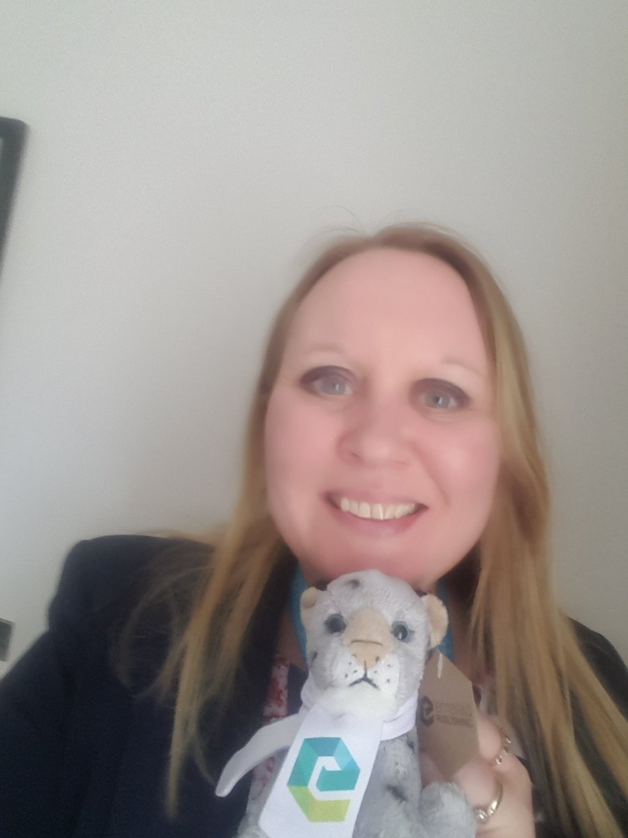 stirli02's tweet photo. #uksg2019 #emeraldsnowleopard @EmeraldLibrary Please donate!!! https://t.co/xZgMYuRWA4