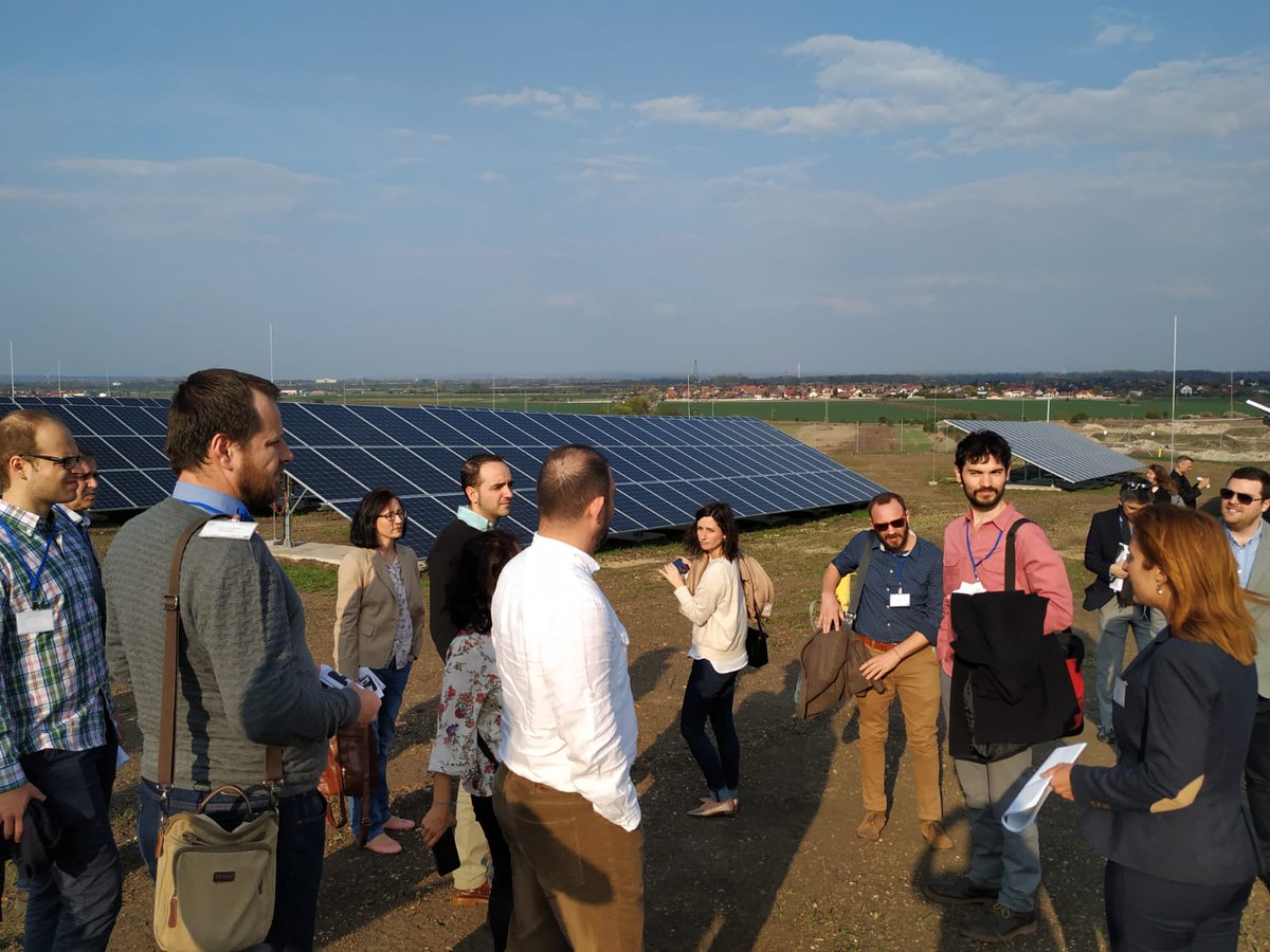 Remourban_EU's tweet photo. Our partners visiting #SmartMiskolc #solarpanels park in #Hungary 🇭🇺. The park has a capacity of 1MW and is expected to reduce the #energy costs of local public institutions and the emission of pollutants. #renewableenergy #energytransition https://t.co/TENz4QFp2o