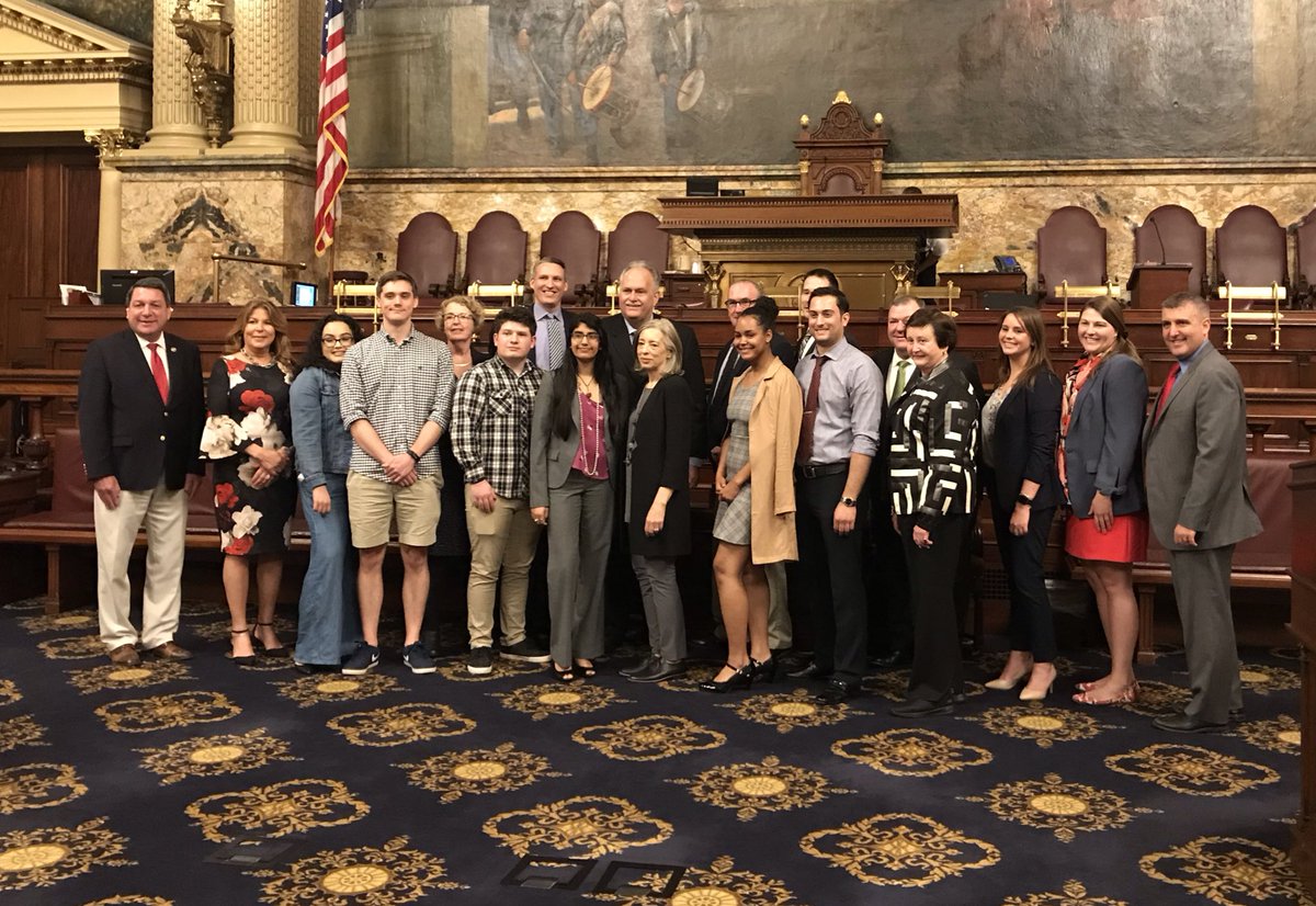 Bucks_edu's tweet image. Today the president, trustees and students visited Harrisburg to meet with legislators. They shared their personal stories and encouraged local representatives to support funding of community colleges in PA! #PANeedsCommColl #FundCommColl 👩‍🏫🎓📚