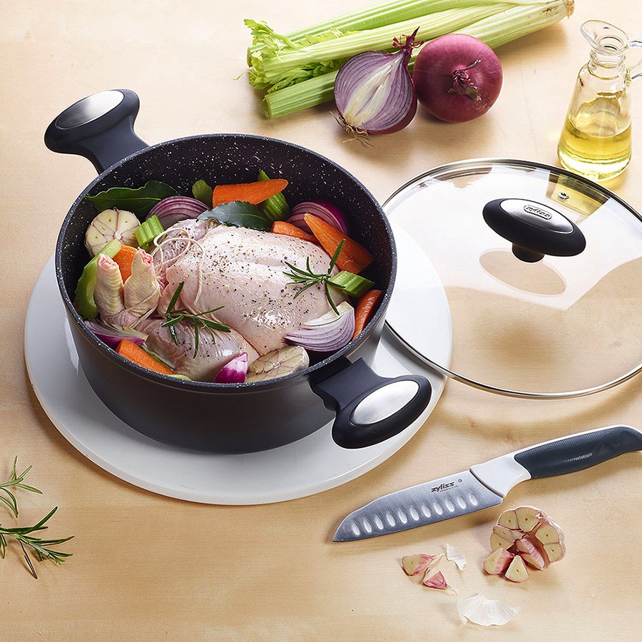 ZylissUK's tweet photo. Whether you call them crockpots or stockpots, we know ours are the best around! Non-stick, oven safe and easy to clean… what more can you ask for? 

Discover more about our cookware here: https://t.co/AZ42yG44ag

#stockpots #crockpots #cooking #zyliss #cookware https://t.co/anORRPKebB