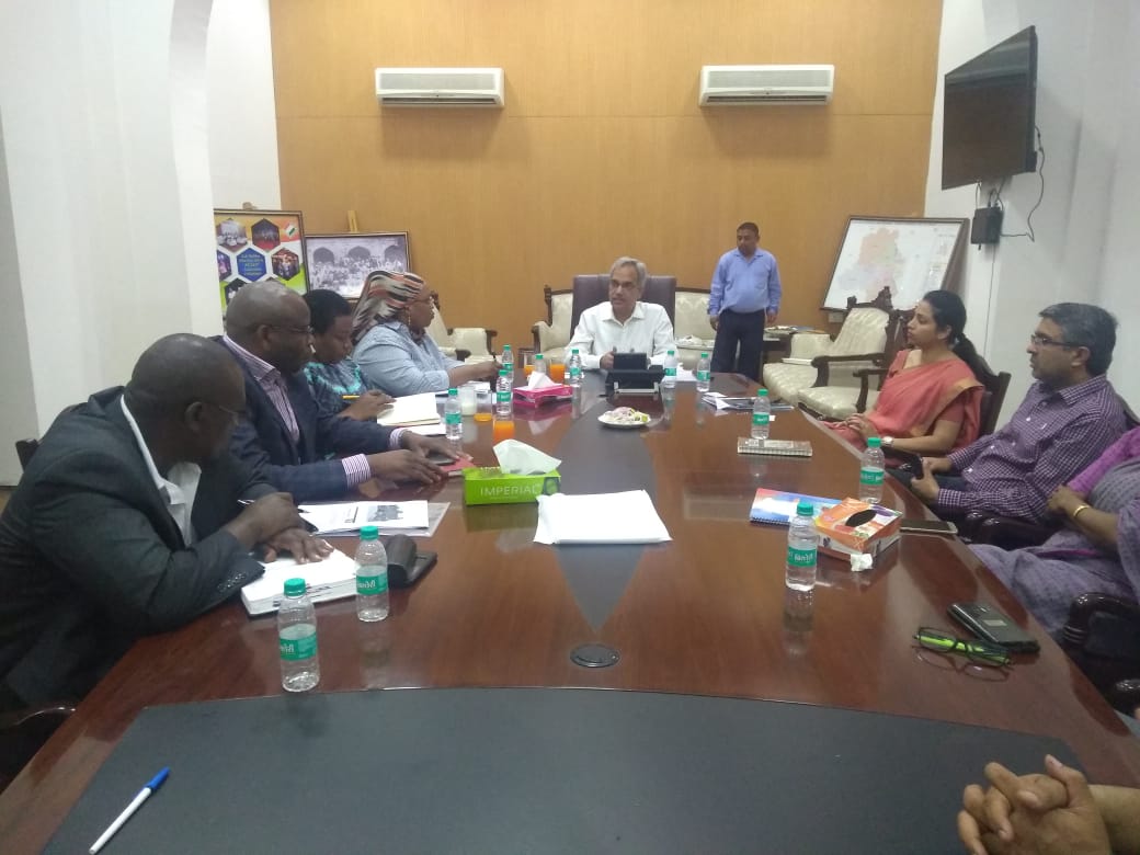 ECIIIIDEM's tweet photo. #EVP – Election Visitor Programme - Day 02. Delegation from Electoral Commission of Uganda visit to  @CeodelhiOffice on Apr 09, 2019. Briefing on Upcoming Elections, Voter Helpline, Cvigil and other aspects followed by visit to Election Museum. https://t.co/UZnYQR2s6p