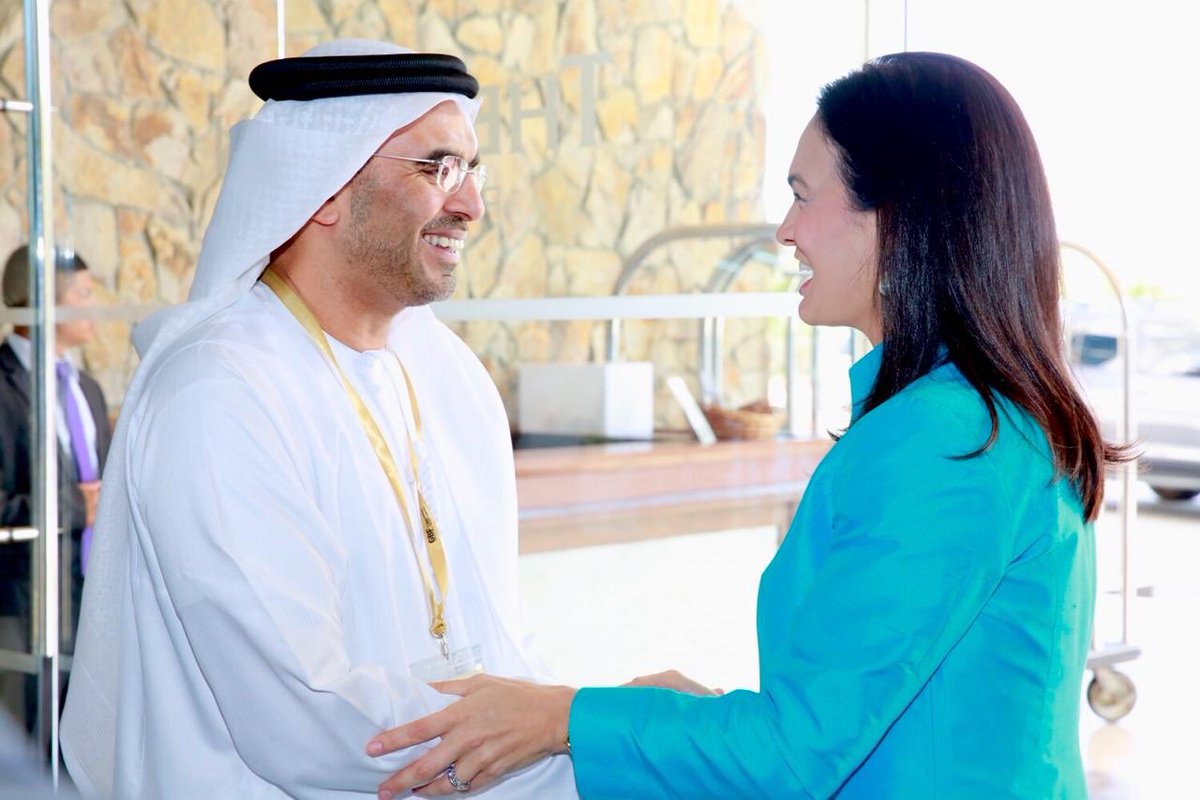 Isabel de Saint Malo tweet media