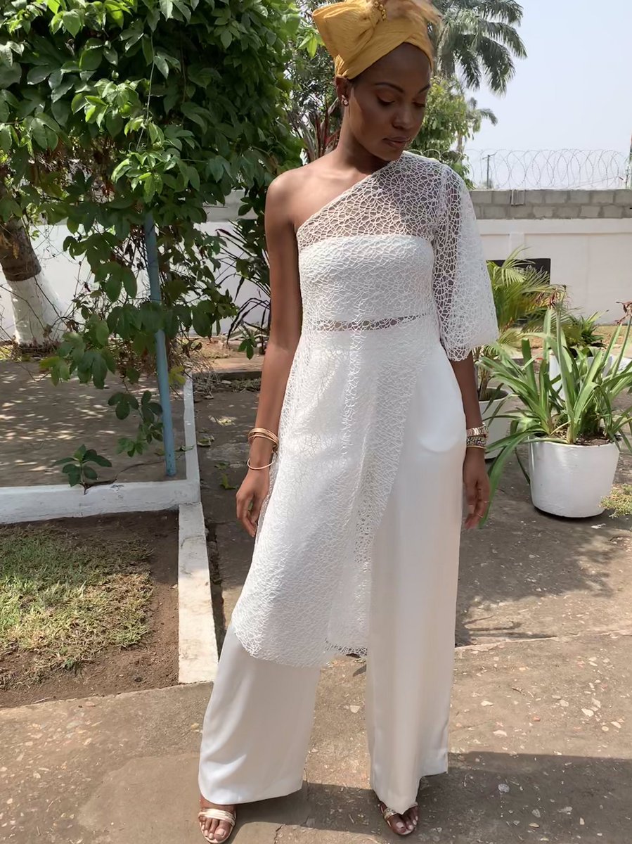 audreyveronne's tweet photo. Throwback to when I looked cute. Part 2 soon come! #AnnWillSayIdo
Top by @adwalahgh https://t.co/qeB7tQ1nPJ