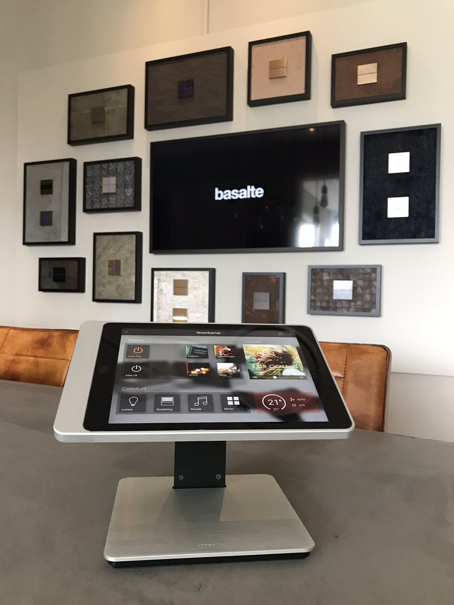 De nieuwe Basalte Eve Plus met Table Base is samen met het complete Basalte design te bewonderen in onze studio te Vught. Kom gerust eens langs voor een demo. <a href="/BasalteBE/">Basalte</a> <a href="/KNXprofs/">KNX Nederland</a>