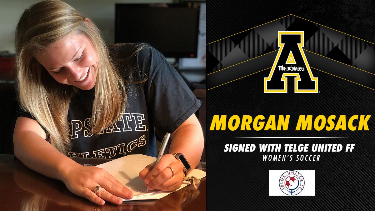 appstatewsoccer's tweet image. She signs a week ago with Telge United in Sweden and plays all 90 minutes in her pro debut in a 3-0 win! Congratulations to @MosackMorgan on signing a professional contract overseas! #MakeAnImpact #ProApps

➡️ bit.ly/2UMcY91