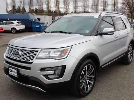 SoundFordWA's tweet image. Snatch Up the Bestselling 2017 Ford Explorer Platinum in Renton, WA. #2017fordexplorer bit.ly/2U7QzPc