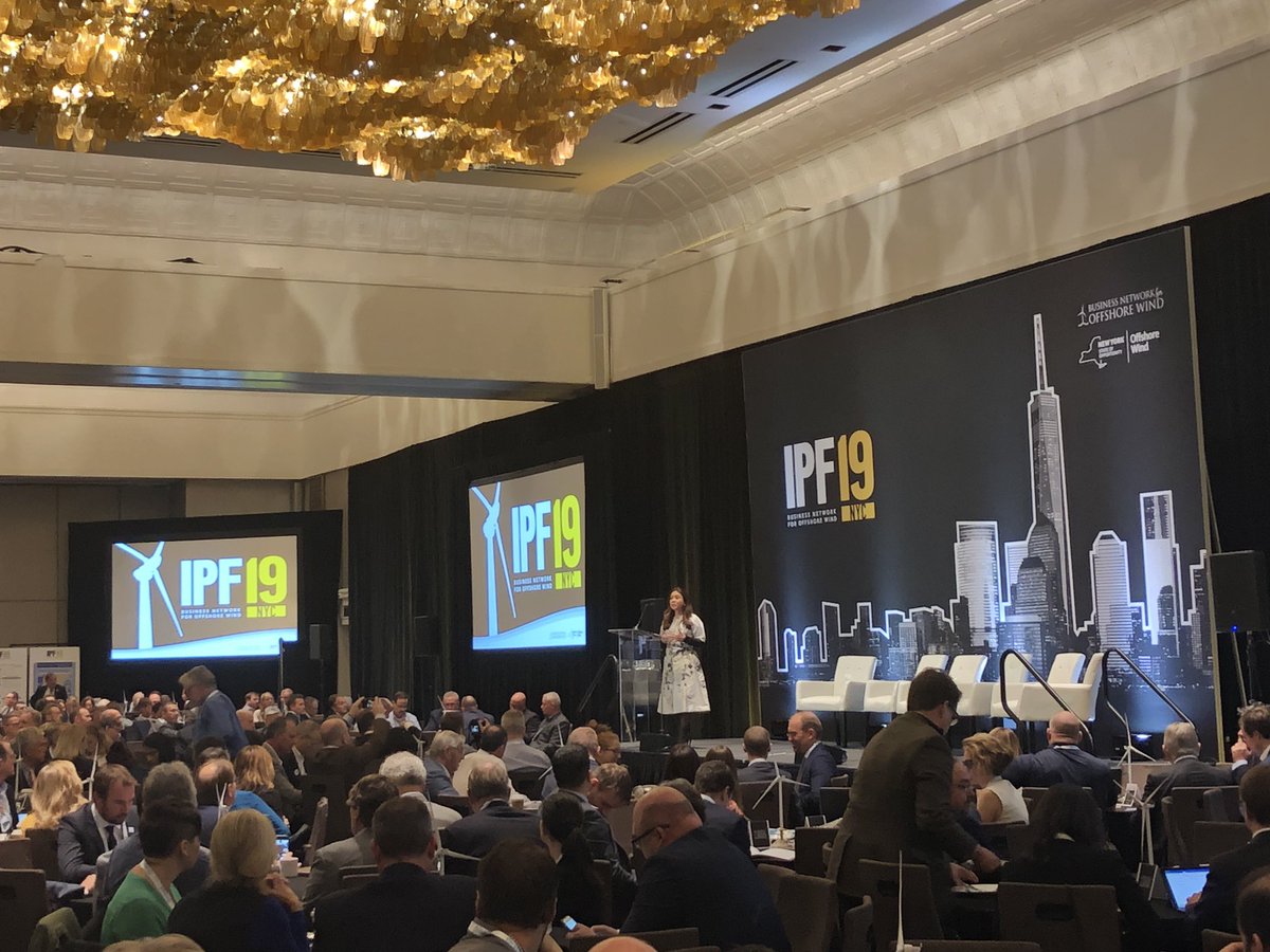 VisserAnne's tweet photo. Gathering insights into the developments of the US offshore wind market at #IPF2019 Meet up with the Dutch at the #windwaterworks area & lunch session and pick up your @OffshoreWINDmag copy at the @offshorewindus booth https://t.co/RXQQPQIBcd