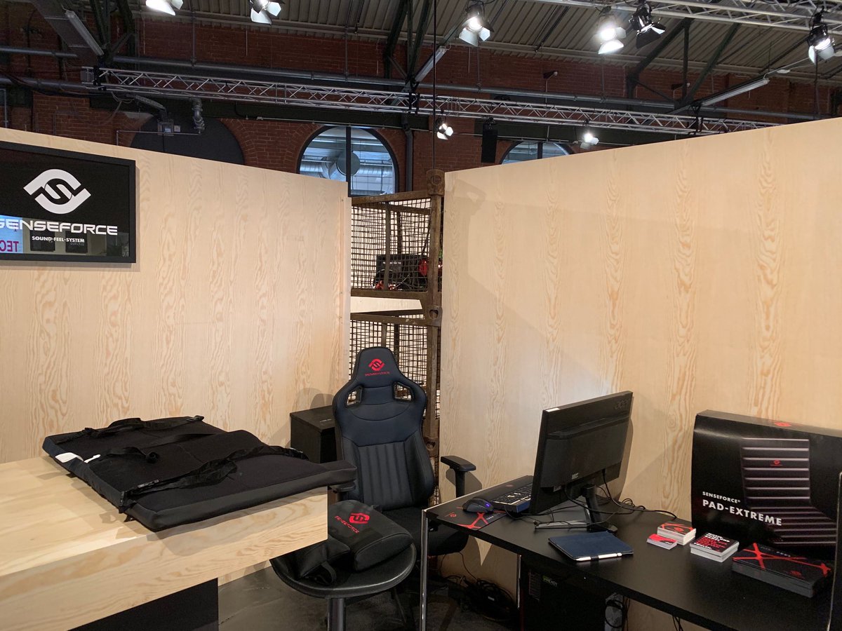 Our booth at the get-started area @ hub.berlin. Come and join us. Test the Sound-Feel-System. Klein, aber fein unser Stand im get-started-area auf der hub.berlin. Morgen geht es los. Kommt vorbei! #hubberlin #gaming #movies #music