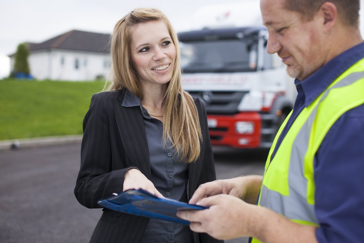 Are you buying your coal from an Approved Merchant? ask to ensure you get the best advice and quality fuel for your appliance. Or call us on 01269 850224 for your next order. #Quality #CustomerService #Coal #SolidFuel #RealFire #ApprovedMerchant @CoalMerchants