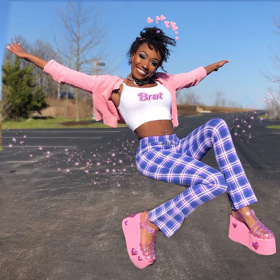 💖 TaKe oN #TueSdAy iN dELiA*s bY <a href="/dollskill/">Dolls Kill</a> 💕👉 DollsKill.com/dELiAs