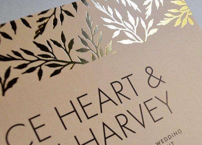 We love how the light catches our Herbarium Gold leaves Invitation 🍃✨ #goldfoilinvitation #herbariumwedding #herbariumdesign