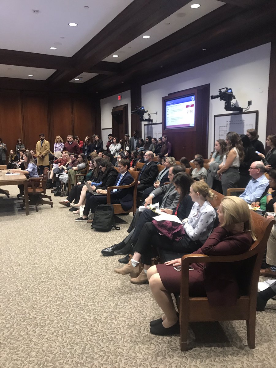 A packed house in support of the @everyvoicema bills! Truly every voice is being heard today. Thank you members of the Joint Committee on Higher Ed for hearing our stories! #everyvoice #minetoo