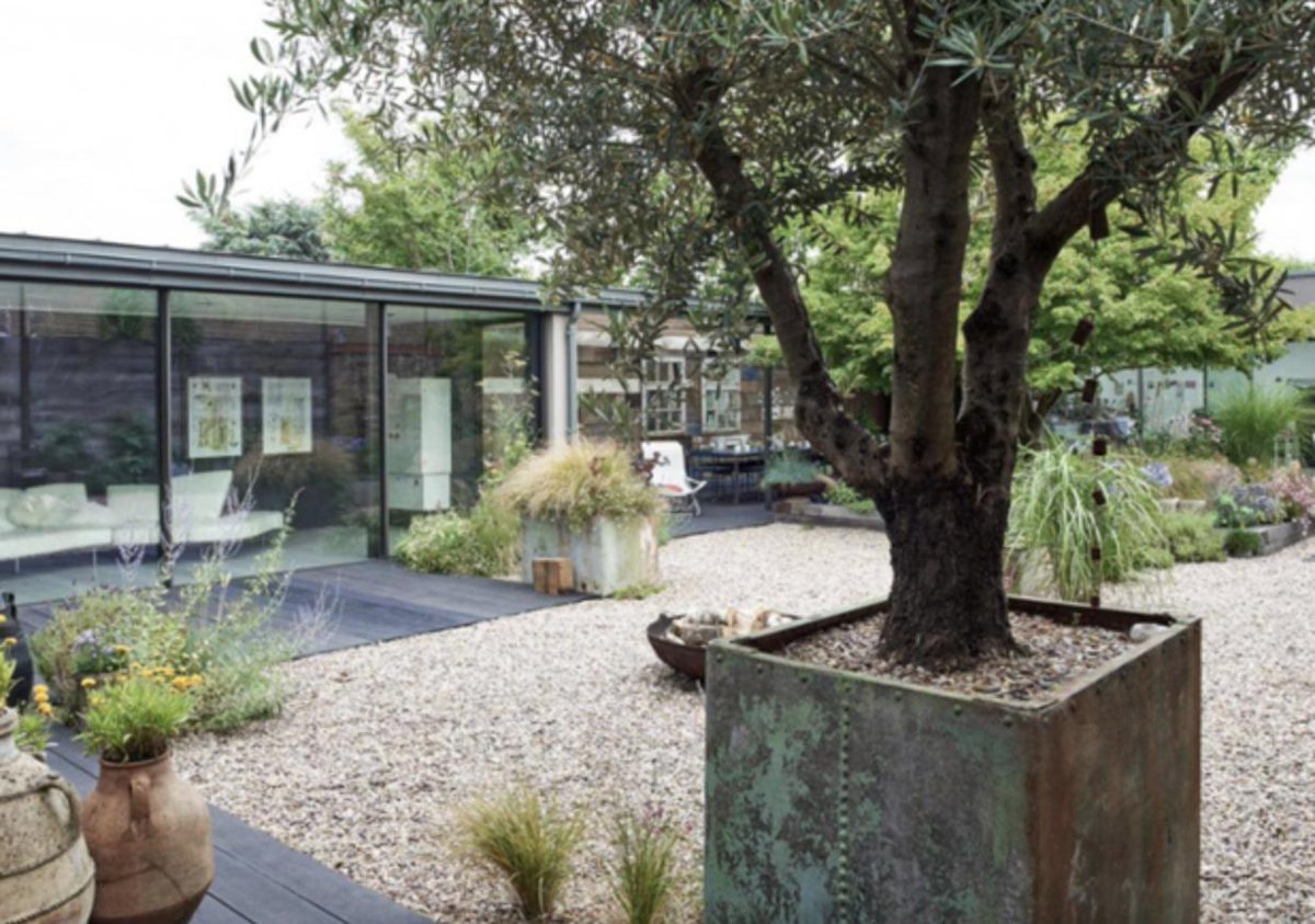 TheGlassRoomCo's tweet photo. Garden living - how one couple recreated a California beachside home by renovating a cottage in urban London: https://t.co/EDVIZpcLM4 

What an inspiration! #garden #gardendesign #gardenliving #London https://t.co/MGIWxLToou