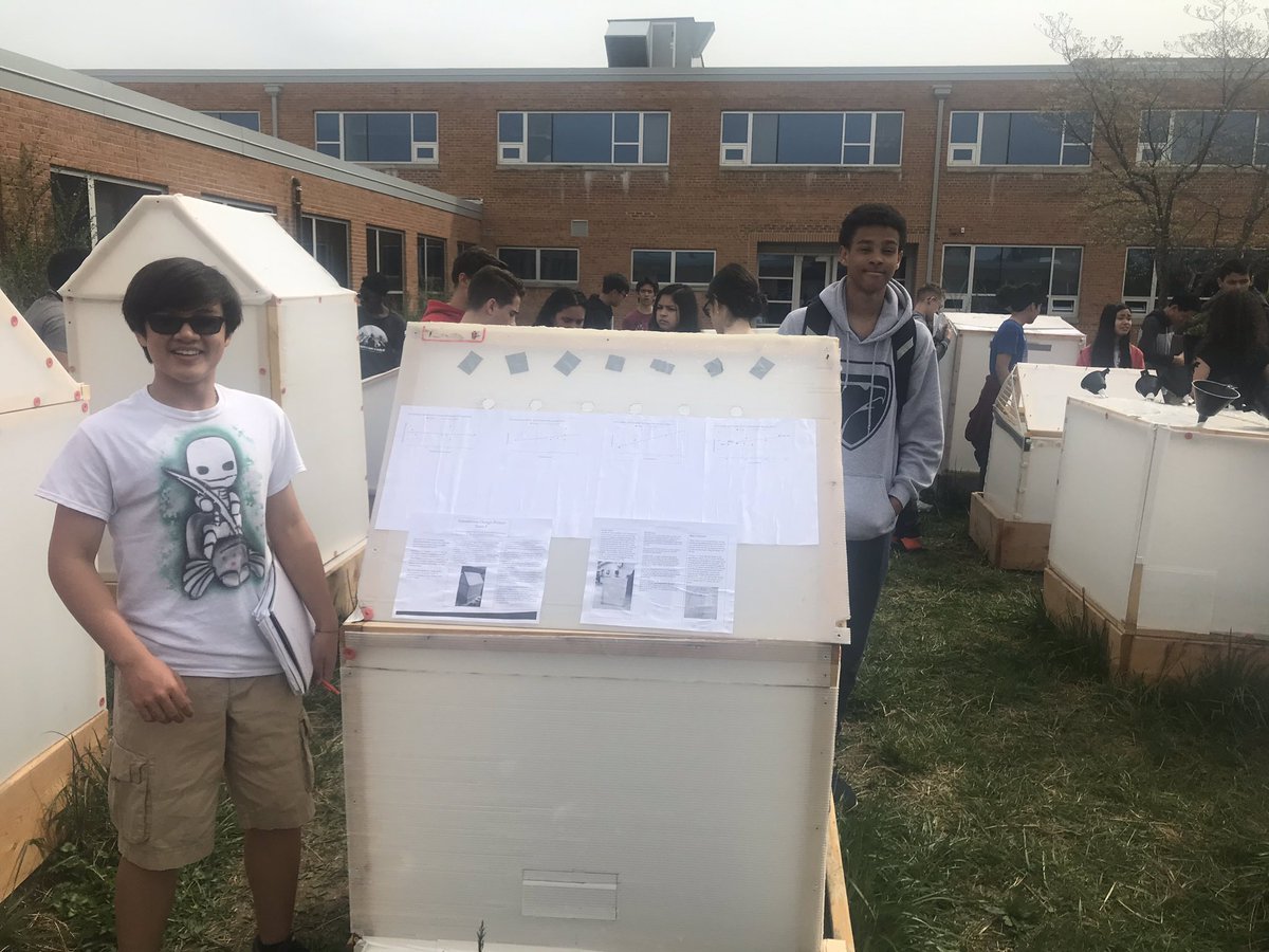 TechyMargaret's tweet photo. I talked with 9th graders about their greenhouse design challenge - many successes and areas of growth in choosing a crop and designing a greenhouse to support its growth @EdisonSTEMprg #eaglepride #EdisonGlobalSTEM @FCPSSTEAM https://t.co/hzKvzwo3mU
