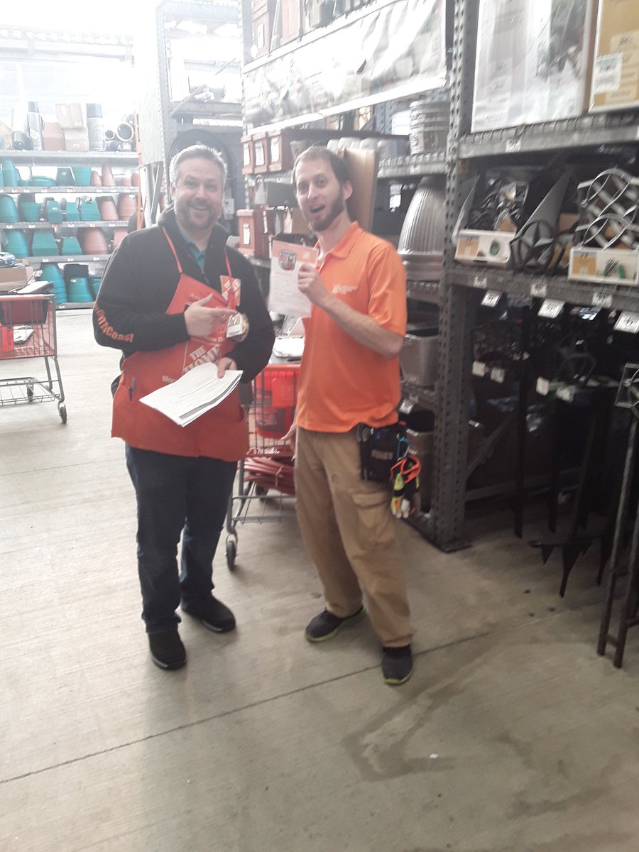Met associate of the month from store side great partnership Mickey one team <a href="/scottlondonTHD/">Scott London</a> <a href="/hugh_x_campbell/">THDgemonthecoast8524</a>