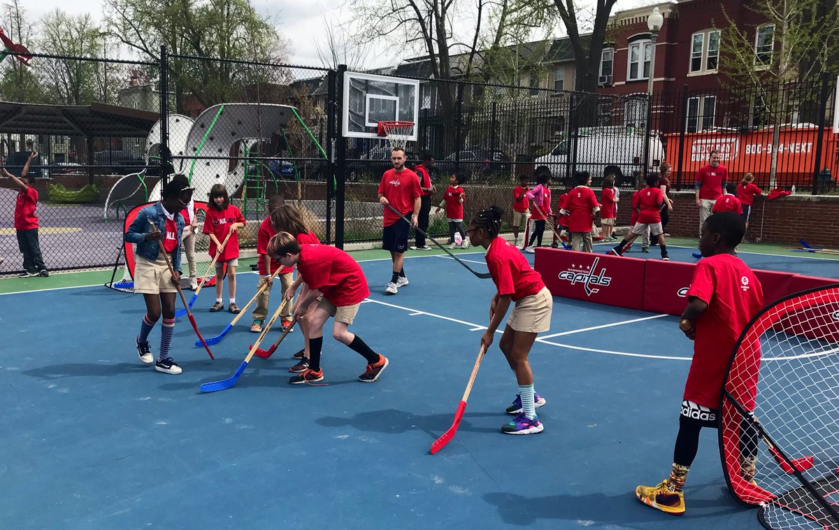 ASmith_DC's tweet image. Best of luck in the playoffs - plenty of red to wear around @LudlowTaylorES now!