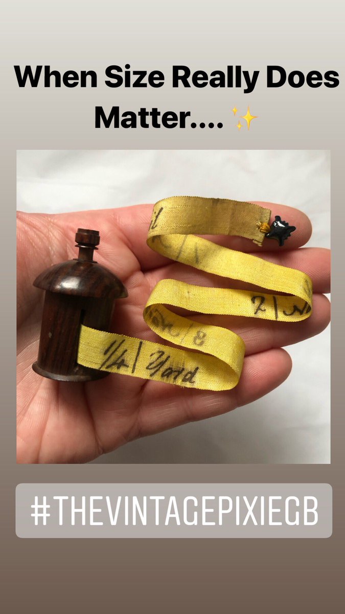 LisaMarieFranks's tweet photo. When. Size. Really. Does. Matter.....
#etsy #newlistings #thevintagepixiegb #sewing #miniatures #tapemeasure #etui #needlecases #thimbleholder #thimblecase #antiques #shopdisplay #antiquebox #antiqueshopadvertising https://t.co/xCFdibLjOy