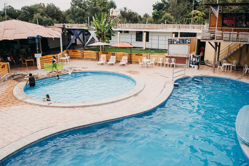 Keylashotel's tweet photo. #keylashotel #ica #losaquijes
Este fin de semana en @Keylashotel disfruta de sus piscinas y de su restaurant campestre https://t.co/7pQiBw3fVC