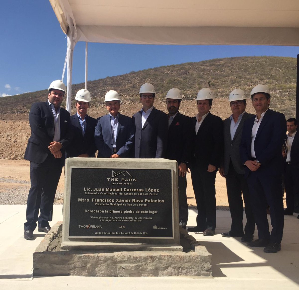<a href="/ThorUrbana/">Thor Urbana</a> y @JMCarrerasGob, gobernador del estado, colocan la primera piedra de The Park San Luis Potosí, desarrollo de usos mixtos. La primer etapa será inaugurada en el último trimestre de 2021.