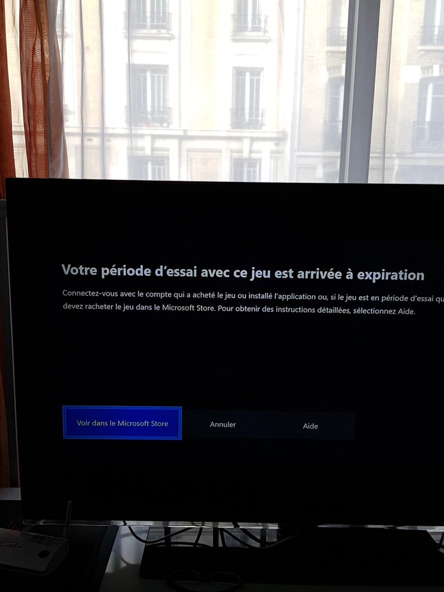 FJeanphi's tweet photo. #XboxLive #fifa19 ça veut dire quoi ? Quand tu as fifa19 depuis 8 mois et qu on te mets ce message ? https://t.co/QTSed3wUmO