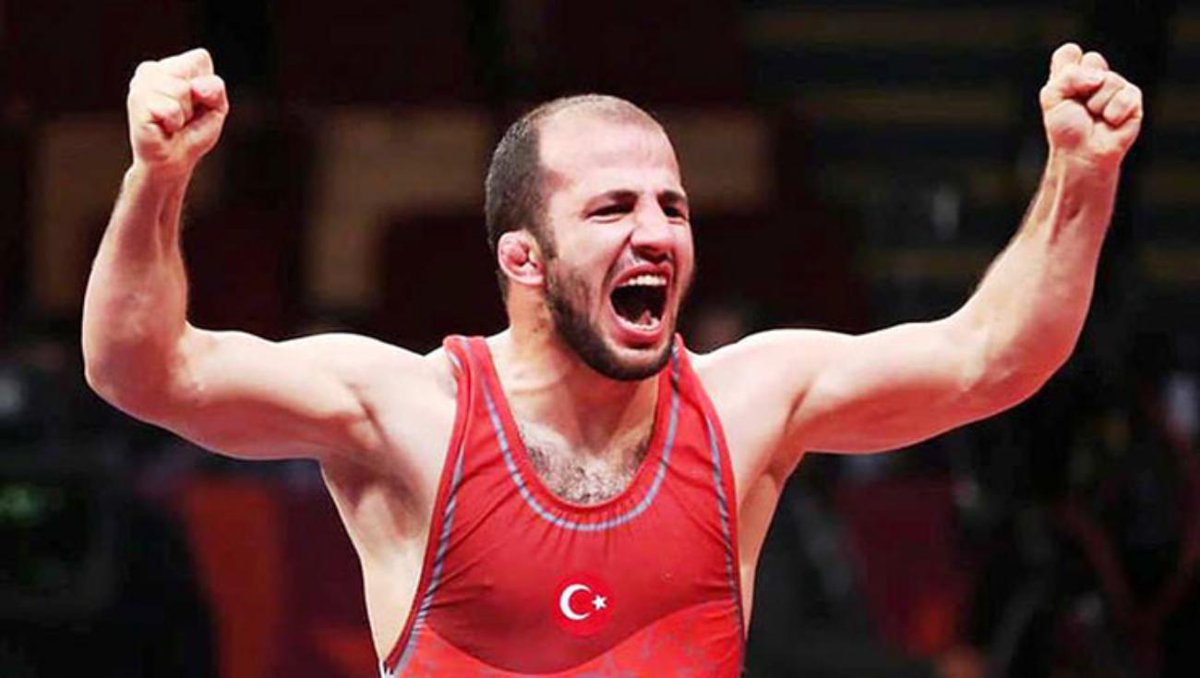 Avrupa Güreş Şampiyonası...
Mustafa Kaya'dan altın madalya!
superhaber.tv/mustafa-kayada…