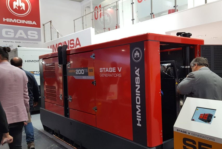 HIMOINSA_Global's tweet photo. Great second day at @baumaOfficial ! A non-stop asking about our rental power solutions. Come and check. #S5Range #StageVGensets #Gasrentalgenerators #bauma2019 https://t.co/93stEFStHw