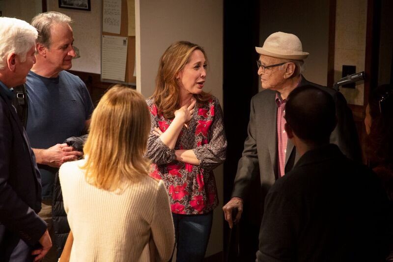 smartblondeplay's tweet photo. What an honor to have @TheNormanLear in the house this past weekend! Thank you for joing us! 📷 @lloydmulvey #OneDayAtATime #Producer #TVProducer https://t.co/iSkyP9EBhJ