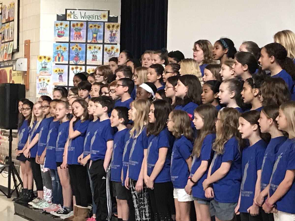 sacurry82's tweet image. Some of my students singing in our Timberwolf Chorus this morning for our Military. #SpringTwitterChallenge #TimberwolvesRock @AndrewBuchheit