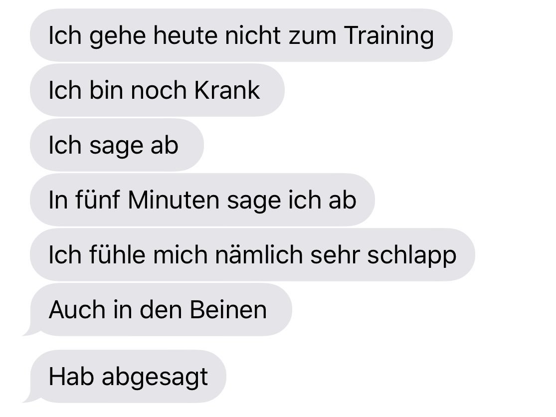 AxelTelzerow's tweet photo. Wenn Dein Sohn eine kurze Offline-Phase schamlos ausnutzt. 😂😉

#LittleTechie #SMS #Faulfieber https://t.co/dc1019hFPO