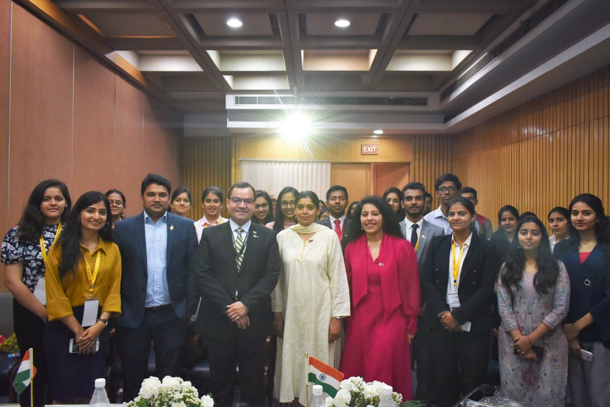 globalyouthind's tweet photo. GLOBAL YOUTH ANNUAL SUMMIT 2019 "The role of Young Diaspora in shaping National Economies" with Mr. Victor Hugo Tonolio ;Ms. Mitali Nikore;Dr. Stuti Banerjee and Mr. Ashish Singh.
@icwa
@NewsX @EmbassyofBrazil https://t.co/agq9PBwyUT