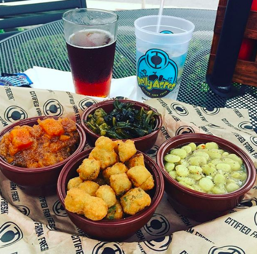 overtonsquare's tweet photo. The veggie plate from @BellyAcres901 is perfect for lunch. 😋 #ilovememphis https://t.co/7NjR8ZvUyY