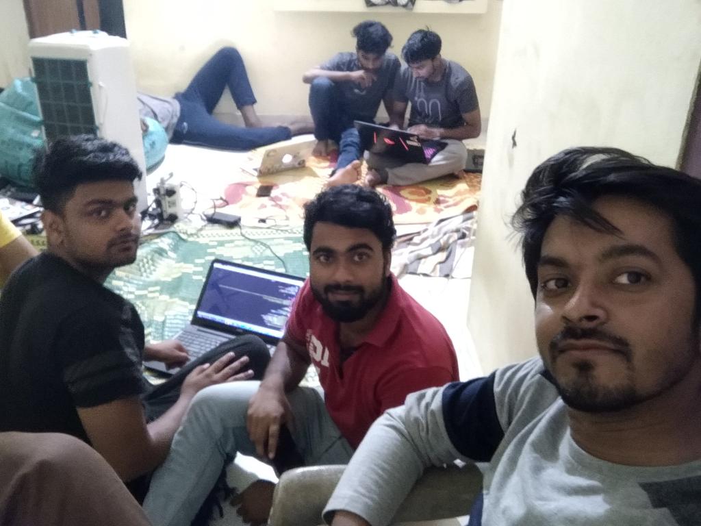 CodebucketLab's tweet image. Congratulations TEAM flash007 😎😎. #HackathonDay winner
@rahulra84376570
@AdarshK11625930 and
@ayushkr667