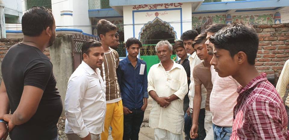 ClubJanakpur's tweet photo. आज Alliance Youth Club को सल्लाहकार चन्दन ब्रम्चारीको अगुवाइमा जनकपुर उप  महा नगर पलिका वडा न ५ मा बस्ने जुमराती राइनको छोरीको बिहेको लागि  ३१३००हजार सहयोग मदत गर्नु भयो
 सहयोगी हातहरु मो मुस्तुफा,Vip Enterprises,मो असलम, अमीत कर्न https://t.co/eY0A2mrLAJ