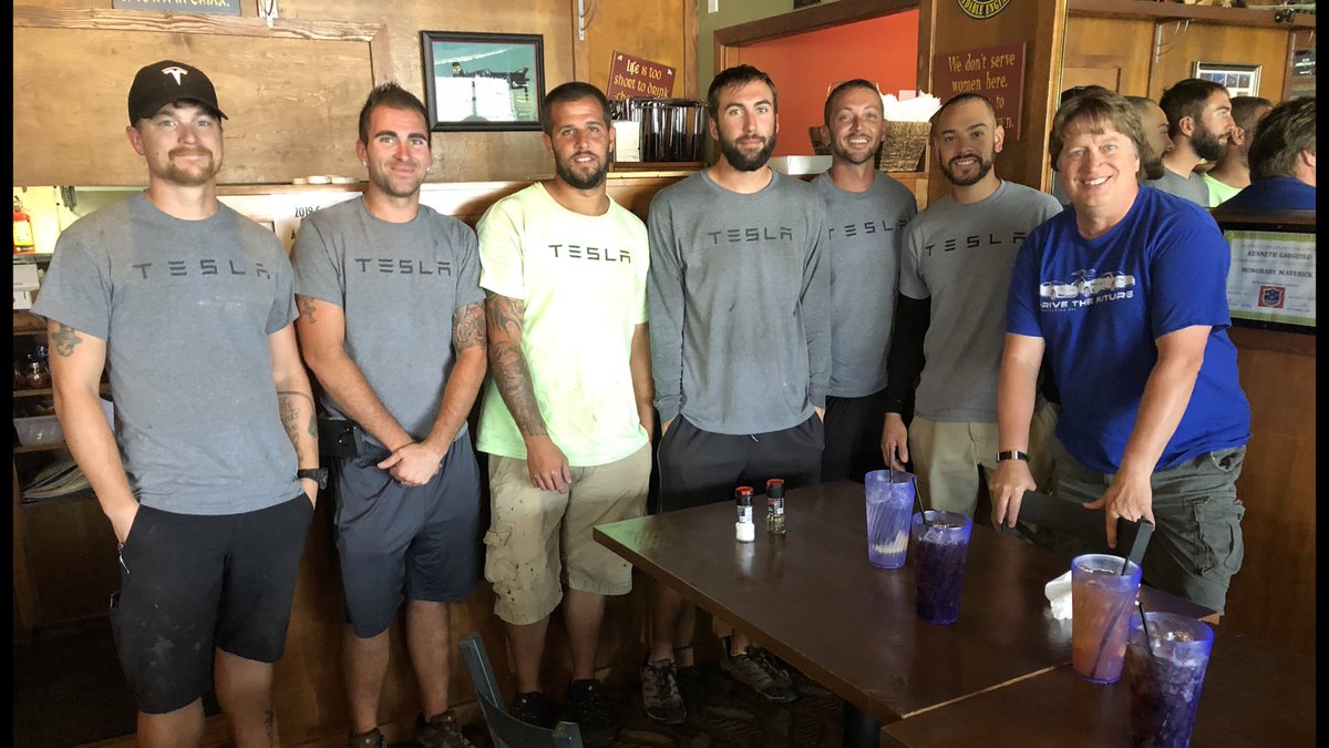 RogerHalye's tweet photo. The Davey Jones crew was fantastic!  Just finished up an 18.5KW install on my home in Port Orange.  Thanks to the entire team.   @elonmusk @tesla https://t.co/m5st4yrzMg