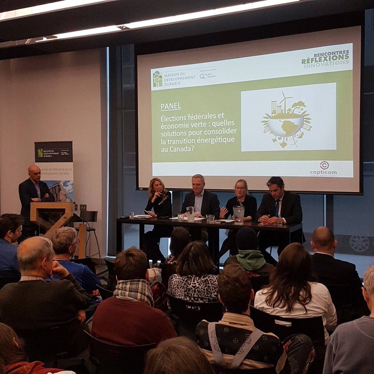 Il n'y a pas une seule solution miracle pour #accélérer la #transitionenergetique: #efficaciteenergetique, #prixsurlecarbone, etc.

Toutefois, pour qu'elle soit durable, la transition doit inclure toute la population, dont les #jeunes! #transitioninclusive