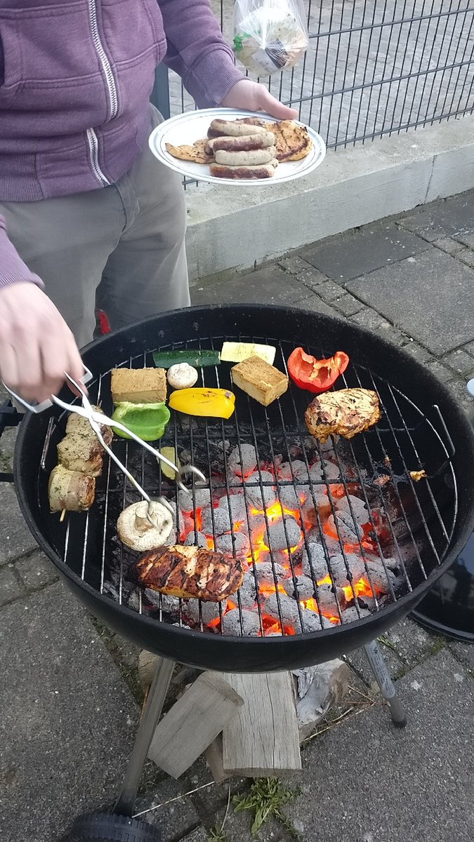 Die Chaos-Kombüse präsentiert das kleine inoffizielle Angrillen. #GoA19