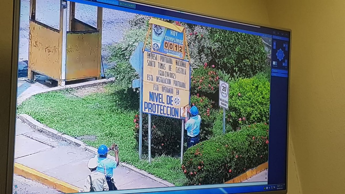 cpngobgt's tweet image. @empornac @Cpngobgt en el desarrollo de la Práctica Nacional de Protección Portuaria procuran un acertado manejo de crisis ante amenazas reales, dentro del marco dl cumplimiento del Código PBIP
#codigoPBIP
#practicaprotecciongt
#practicaempornac
#practicaproteccioncpn