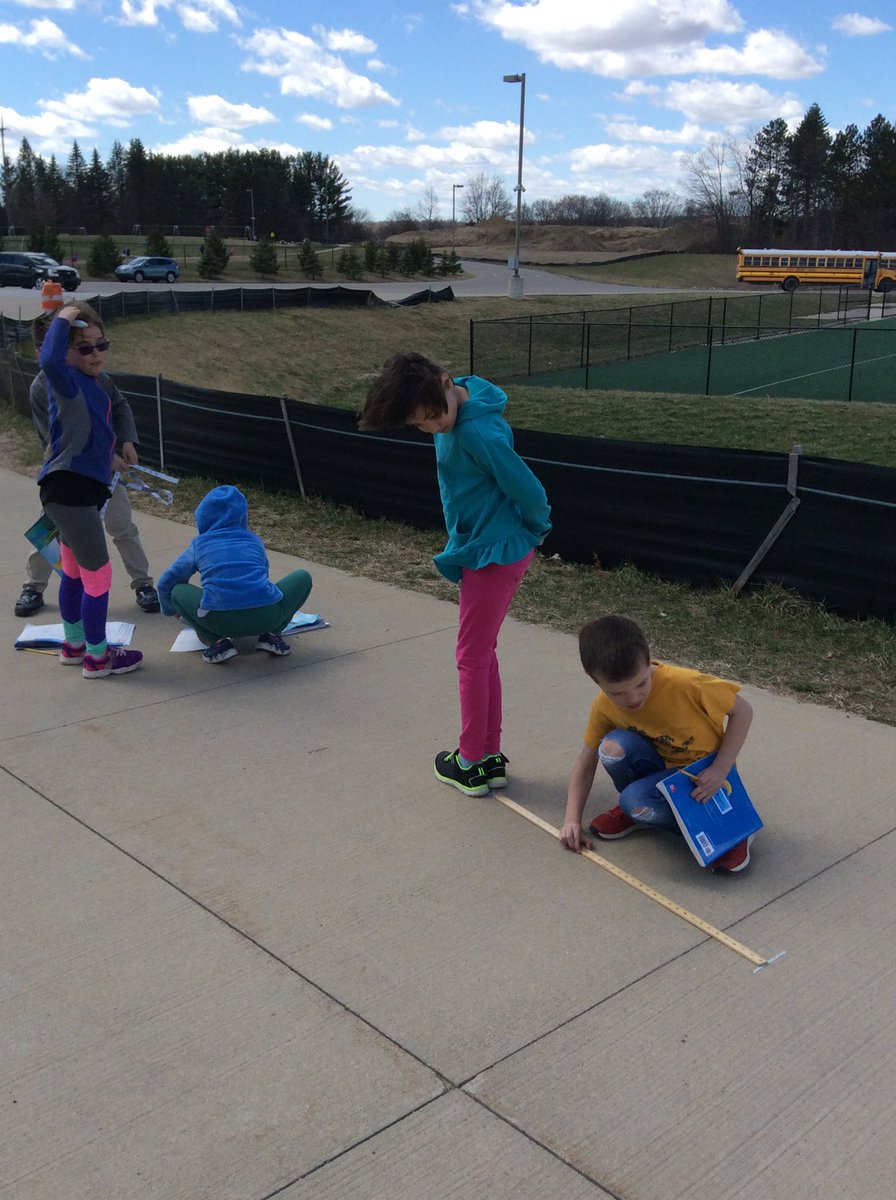 2ndGradeStars11's tweet photo. Measuring standing jumps. #dreadstrong https://t.co/ypZq8ZeJ9N