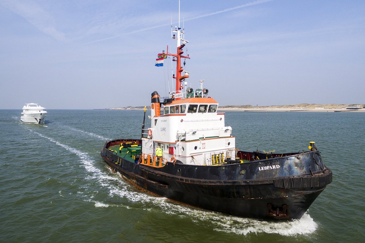 Dutchyachting's tweet photo. #AmelsHolland’s new #YN475, a 54.9m/ 180ft #LE180, arrived in #Vlissingen today. https://t.co/JR9Oq9G26B captured the #transport of the #hull, which has an #exterior by #TimHeywoodDesign and will have an #interior by #LauraSessaRomboli, at #Zoutelande. Photos by @maritimephoto https://t.co/V3qHFQUnlM