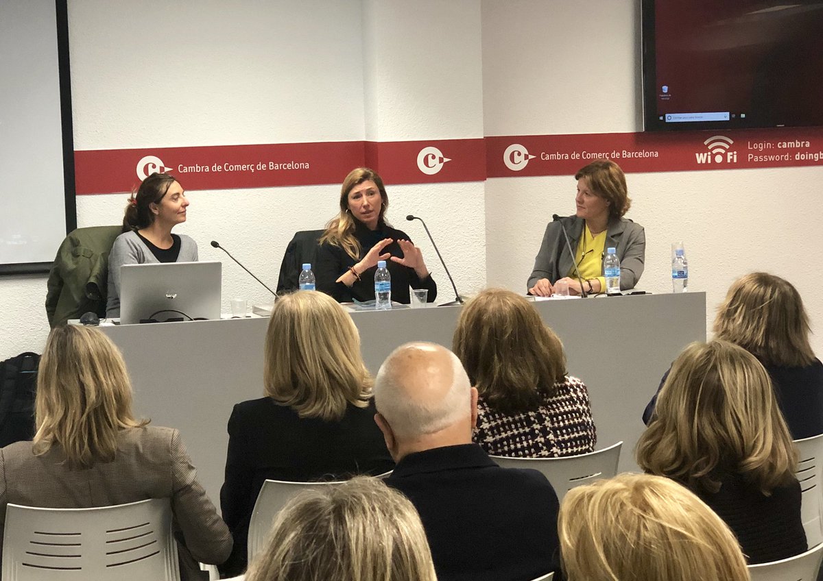 LaiaCorbella's tweet photo. En l'àmbit global es perd, es rebutja
o es malgasta un terç de tots els
aliments produïts! @espigoladors i @CuinaJusta projectes que lluiten contra el malbaratament d'aliments. #grupset Amb @margaltes https://t.co/HHEcryY3Cs