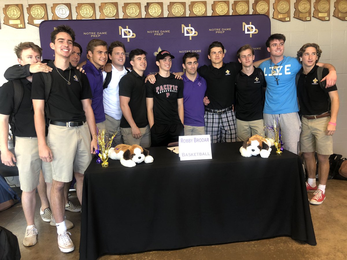 NDP_Athletics's tweet photo. Basketball | Robby Brodar has announced his intentions to continue his athletic career at Pacific University (OR). 

#NextLevelSaints #GoBoxers @GoBoxers @BXRHPS https://t.co/GBJZoNLgHe