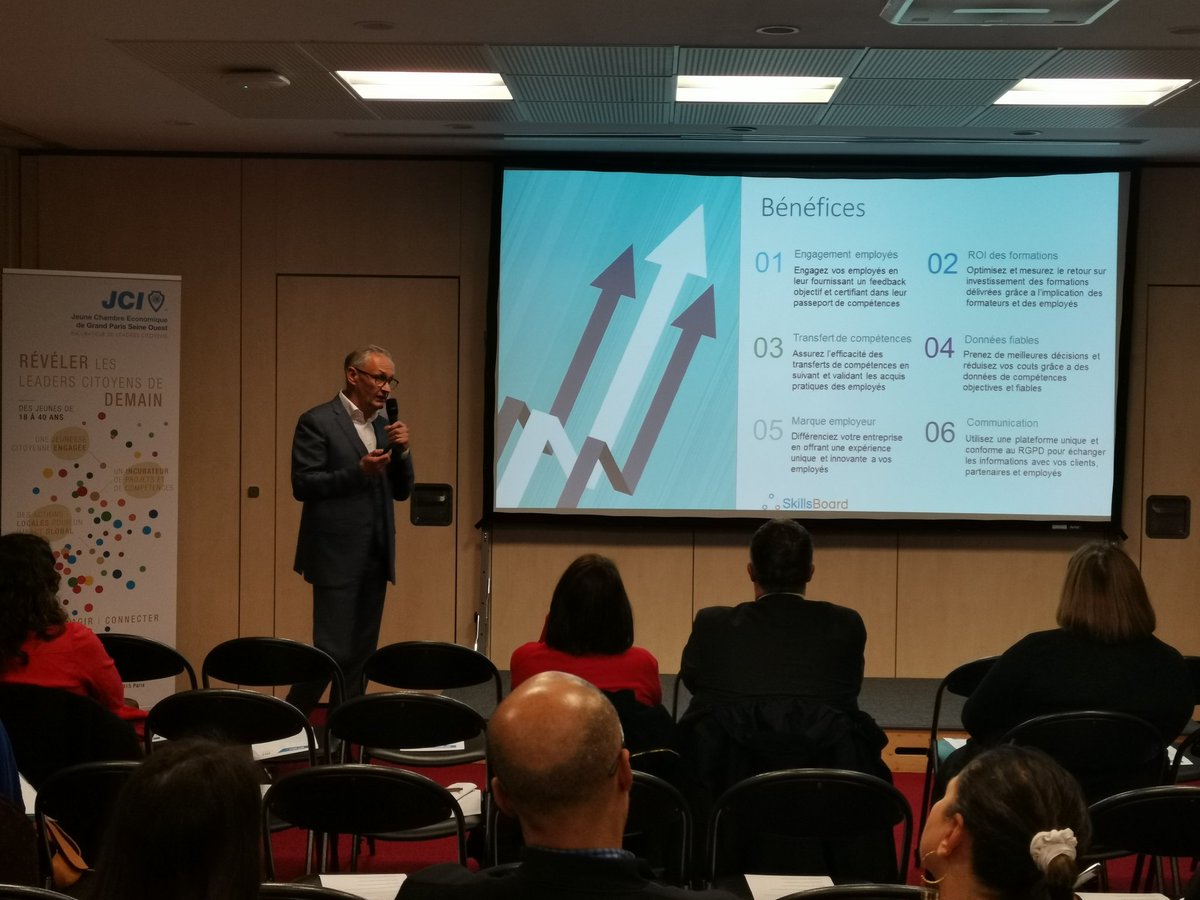 softskills95's tweet photo. Ce qui retient les candidats, c'est le sens qu'on donne aux compétences en plus de la marque employeur @SkillsBoardPaaS https://t.co/fZ1DHLVOW1