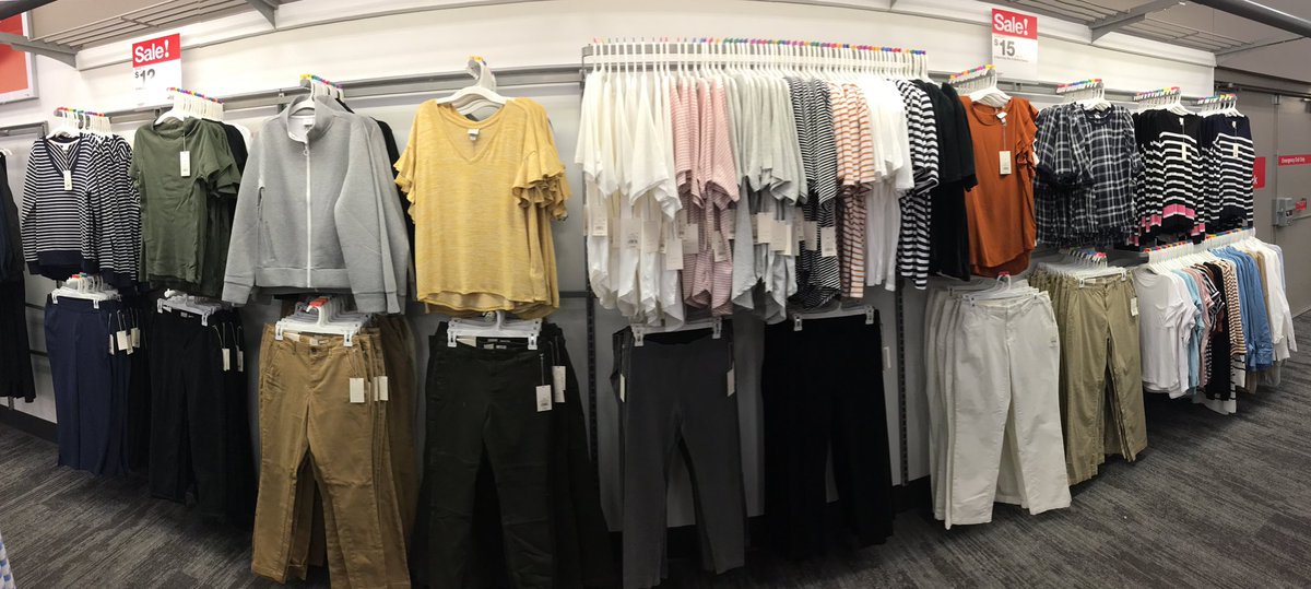 j4zellers's tweet image. #ANewDay refresh is a hit with the guests, already on backup mannequin styles!  Bring on the spring weather... #ANewDayANewMe @RicaDevas @JulieEnglar @palayeva