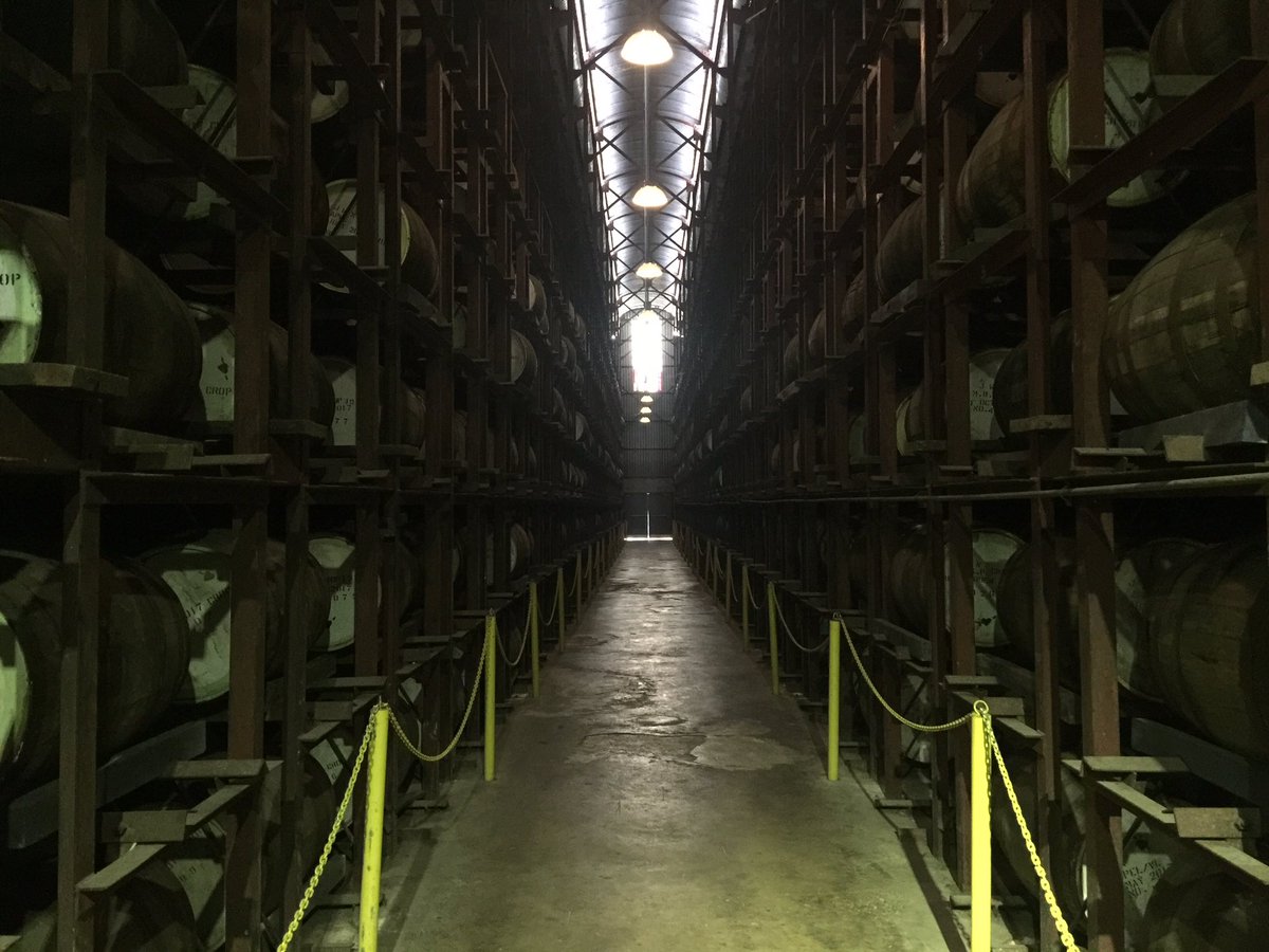 subiepuddin's tweet photo. Rum Tour https://t.co/7JIMX4PD4U