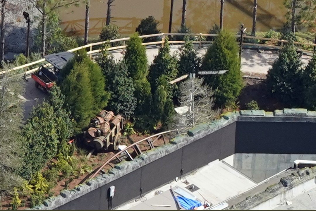 LpTheme's tweet photo. Pictures of Hagrids motorbike coaster look absolutely amazing. Can't wait to ride this when we are there in October. Who else is exciting for this?

#harrypotterworld #universal #orlando #florida #hagridsbikecoaster #harrypotter https://t.co/caVJhWfzZb