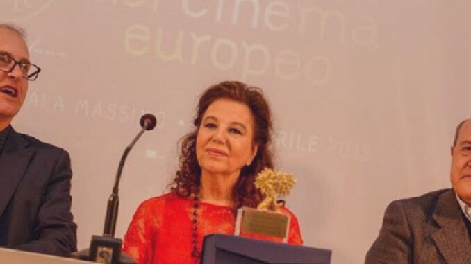 Paolo_Perrone's tweet image. La #Sandrelli oggi al @fcelecce: “Lecce è una delle città più belle del mondo”. 

Grazie Stefania, siamo d’accordo con te!

#Lecce 
#fcelecce
#festivaldelcinemaeuropeo