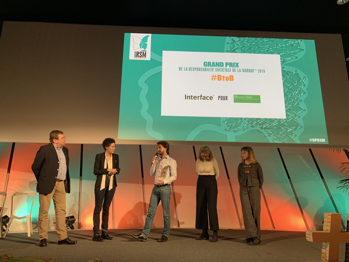 LinkUpFactory_'s tweet photo. #GPRSM 🏆 @PRODURABLE > GAME CHANGER #1 dans la catégorie #B2B = @Interface_FR pour le projet #Mission0 👏 @MickaelCornou monte sur scène 👏👏 https://t.co/8OxCPb5rqX