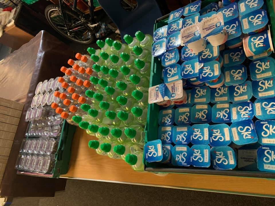 stanleys_cc's tweet image. Tonight’s Community food club is looking lovely!!!! Fresh fruit veg and dairy products, bread and lots more!!! Feel free to get in touch to attend our social event every Tuesday night!!! 😊😊