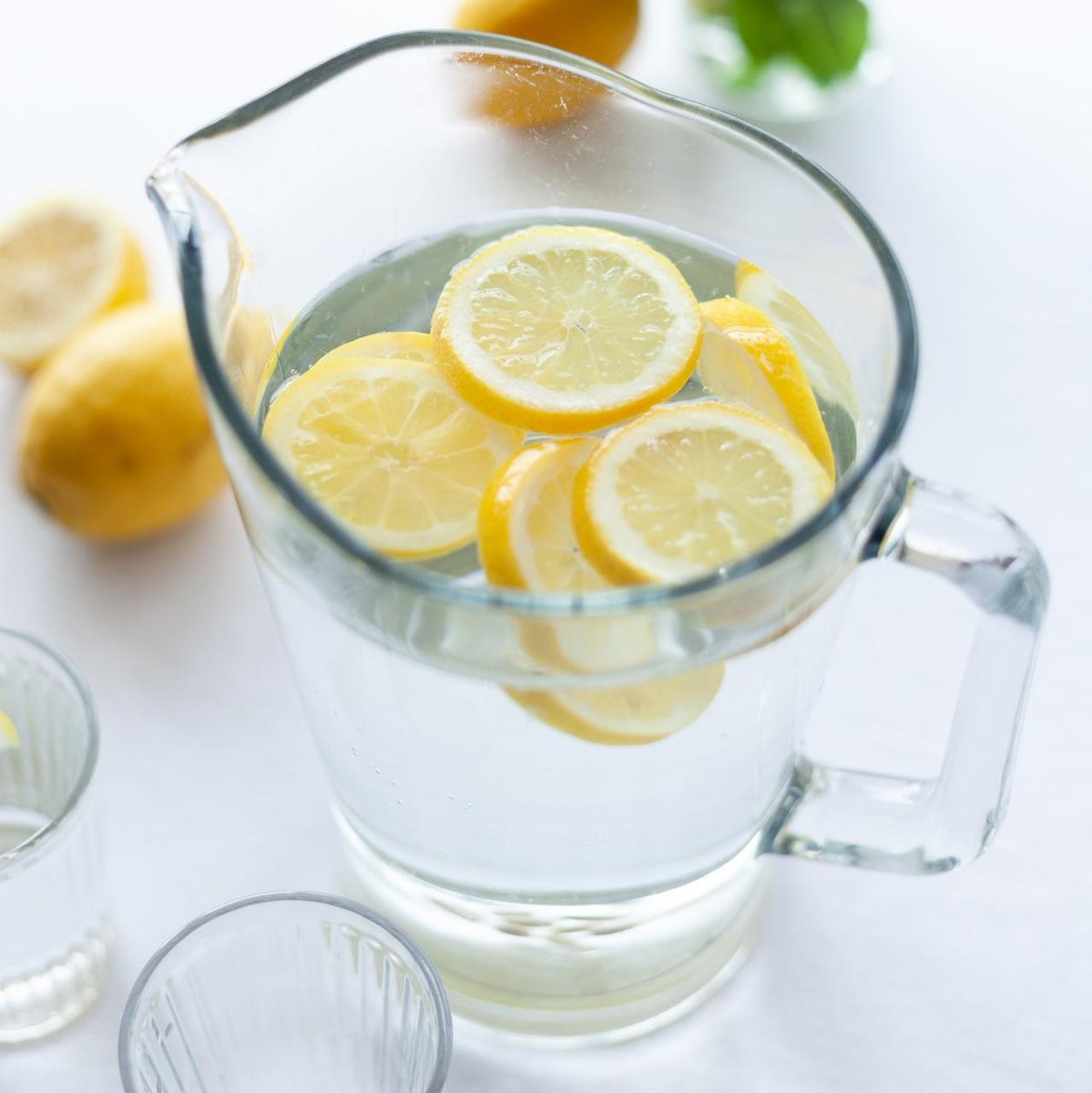stress_well's tweet photo. Keeping filtered lemon water at your desk throughout the day is a great way to remember to hydrate and beat the mid-afternoon slump. 
.
.
.
#stresswell #hydration #wellness #yycwellness https://t.co/7xLYrsxChW